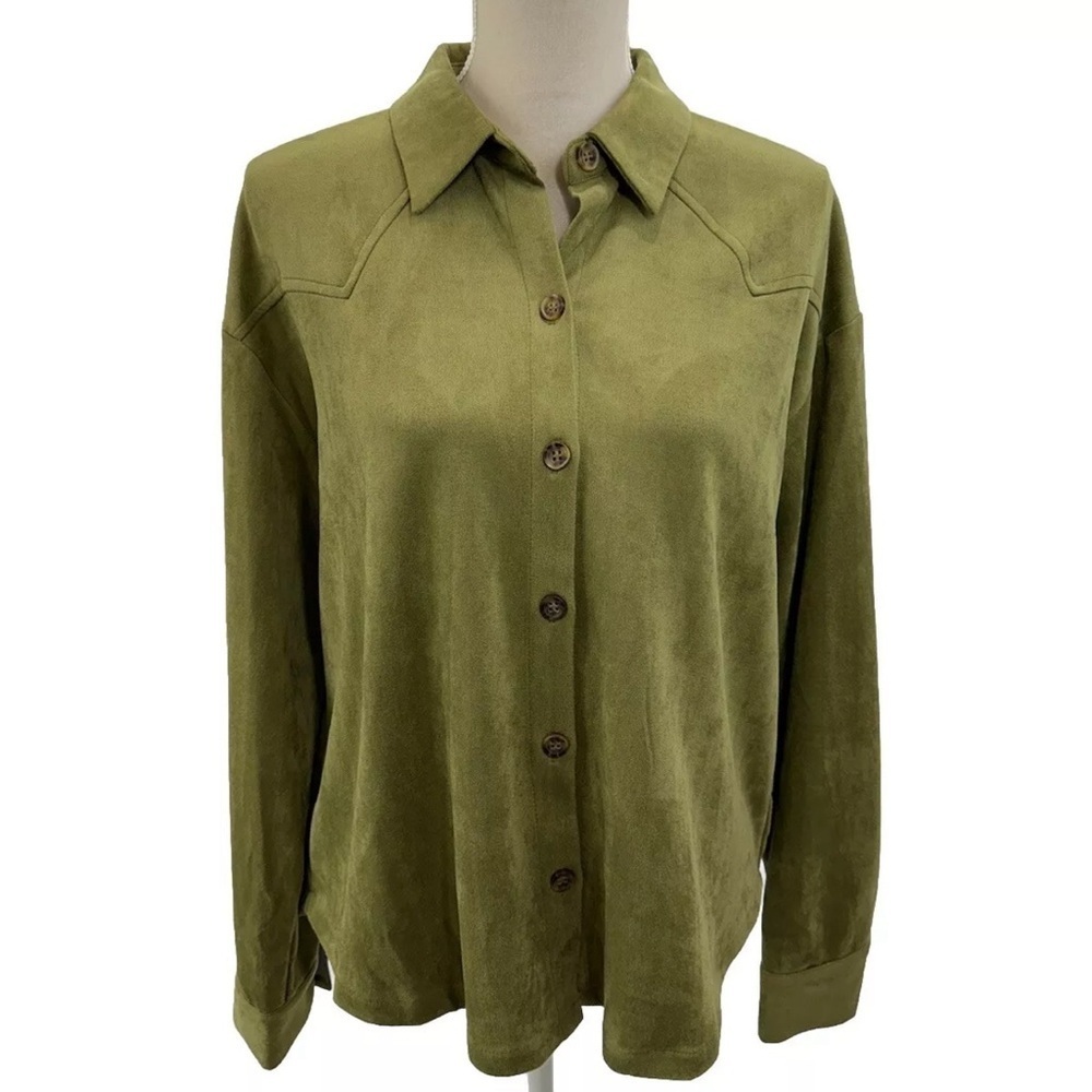 NWOT Lumiere Green Faux Suede Button Shirt Women’s Large Long Sleeve Soft